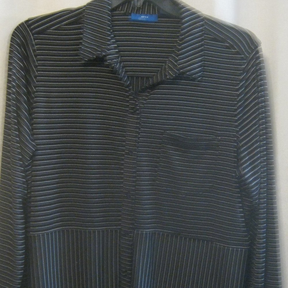 Apt 9 long-sleeved black stripe blouse